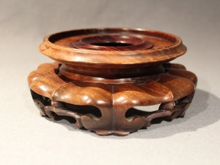 chinese hongmu wood stand