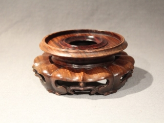chinese hongmu wood stand