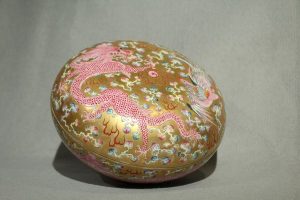 chinese porcelain box